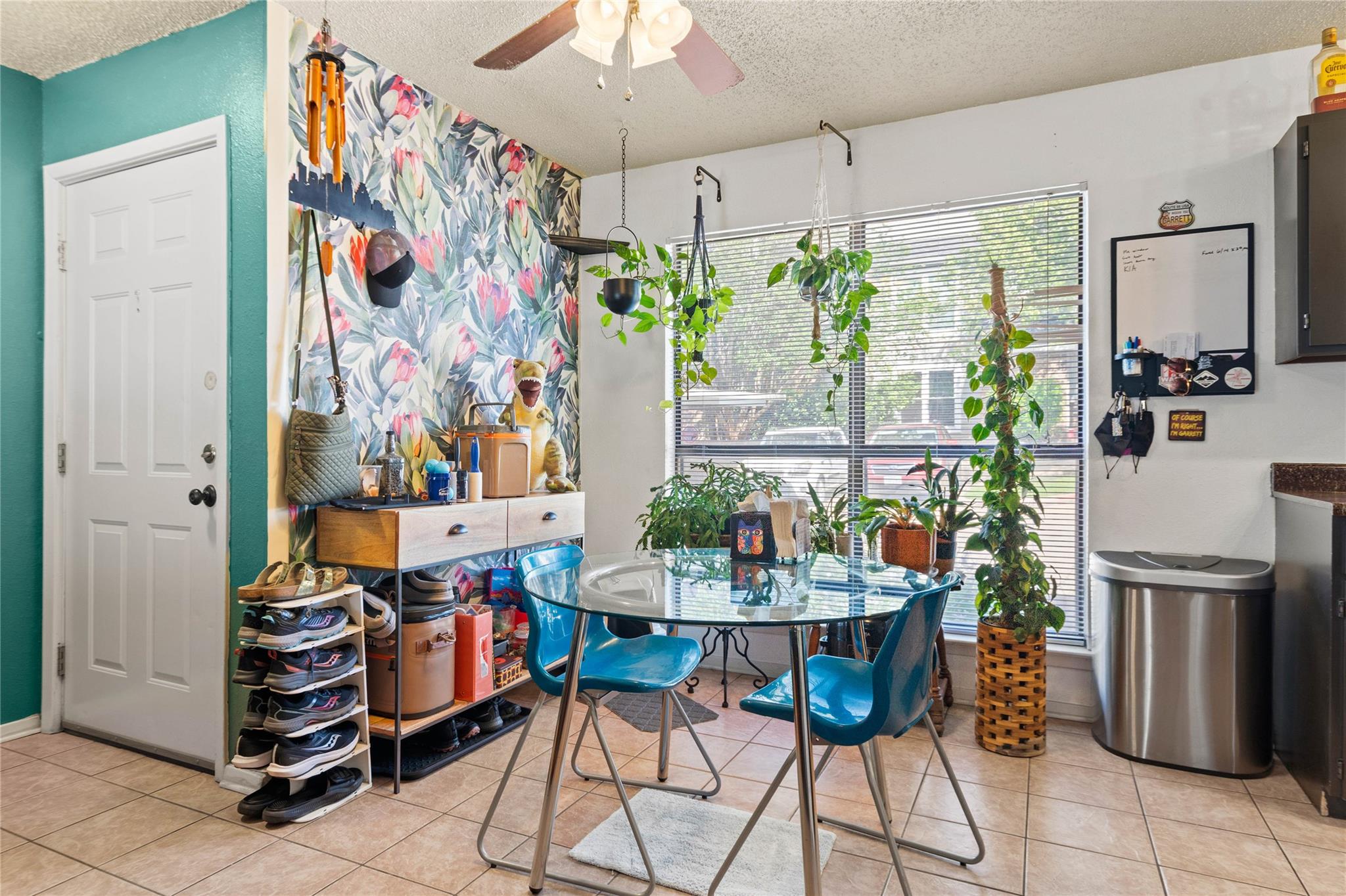 2018 W Rundberg LN # 4B