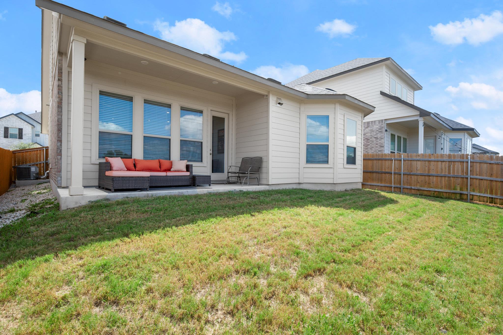 12810 Stanford DR