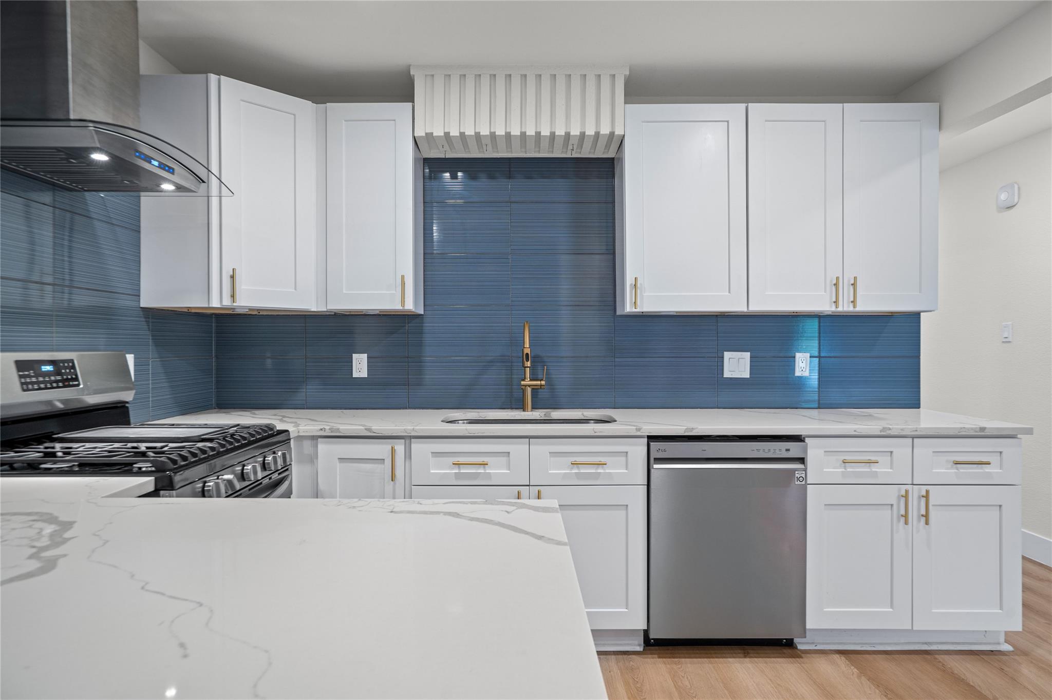 2400 Broken Oak DR