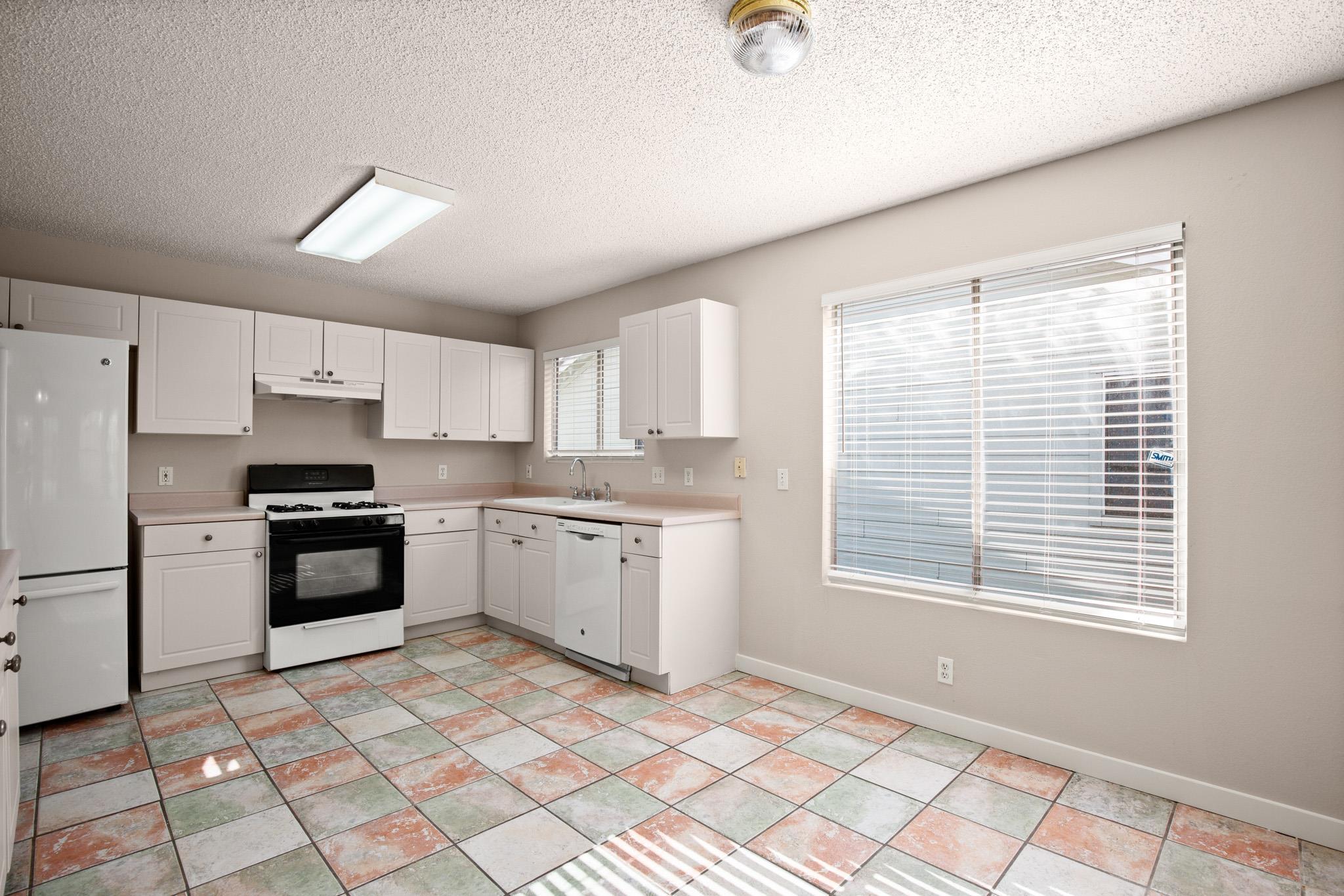 185 Segovia WAY