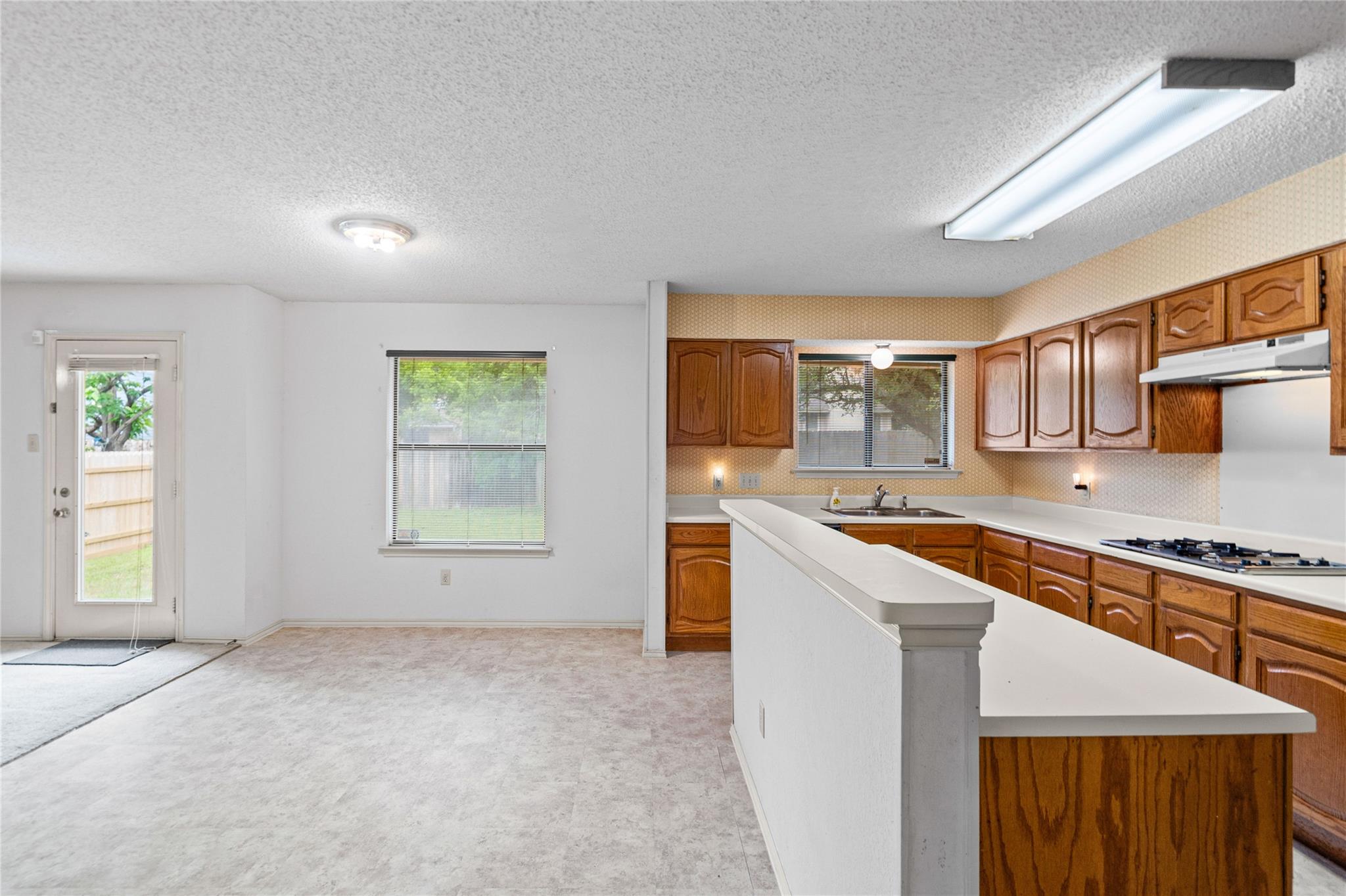 7100 Pine Bluffs TRL
