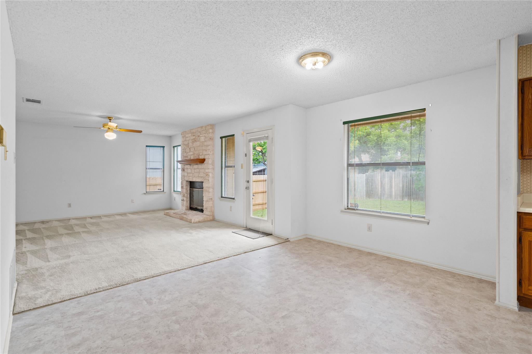7100 Pine Bluffs TRL