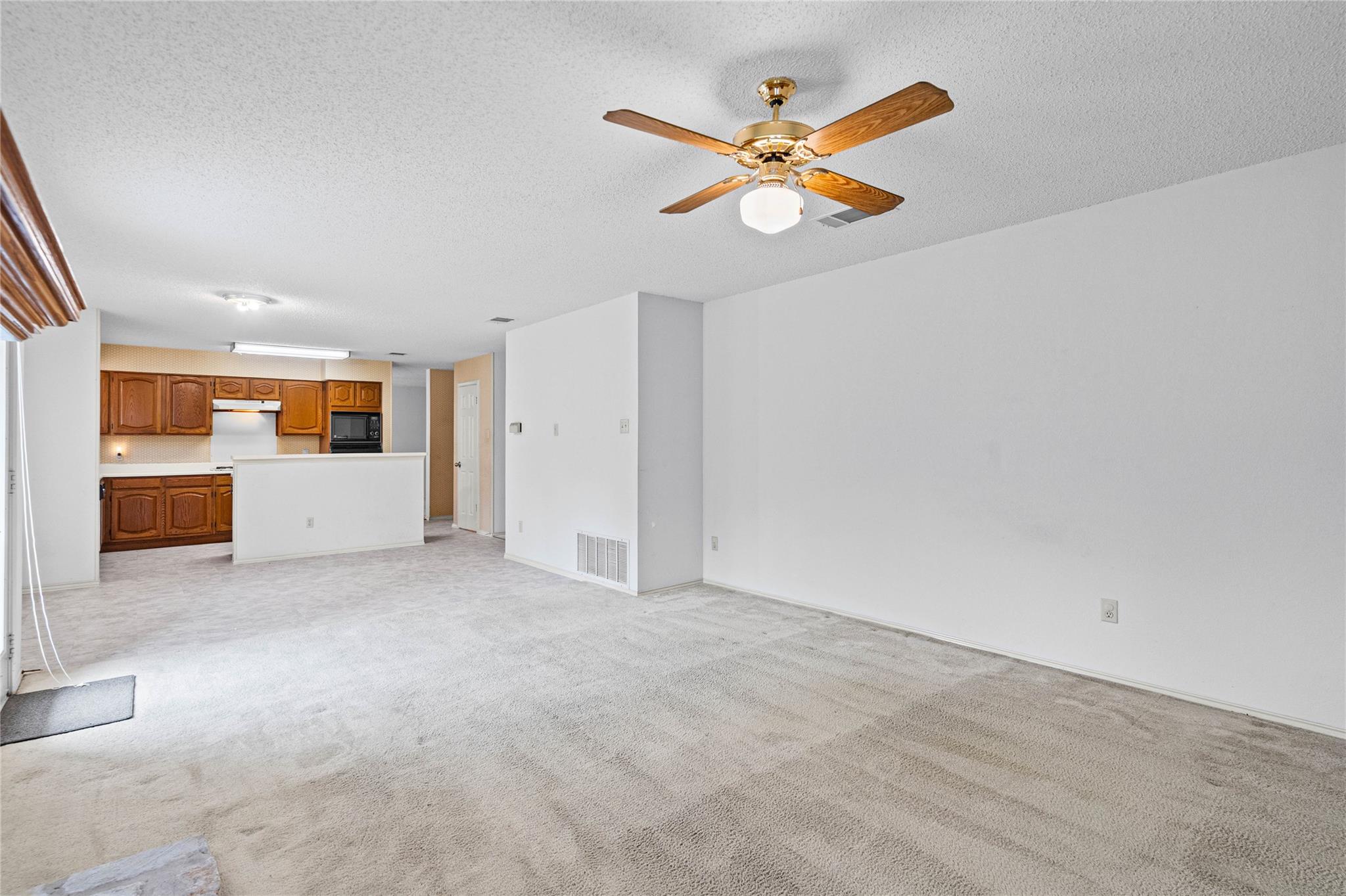 7100 Pine Bluffs TRL
