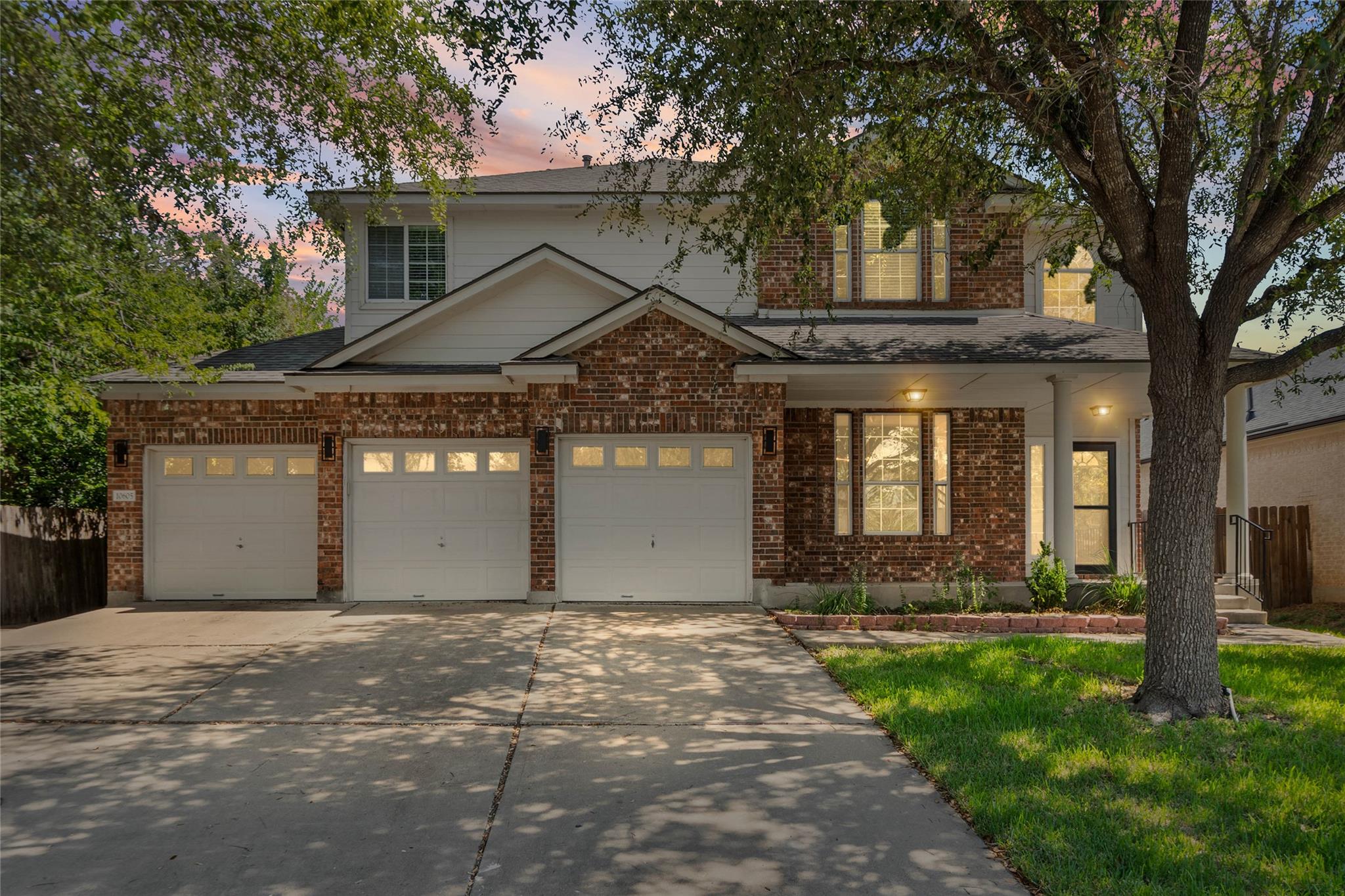 10605 Lindshire LN