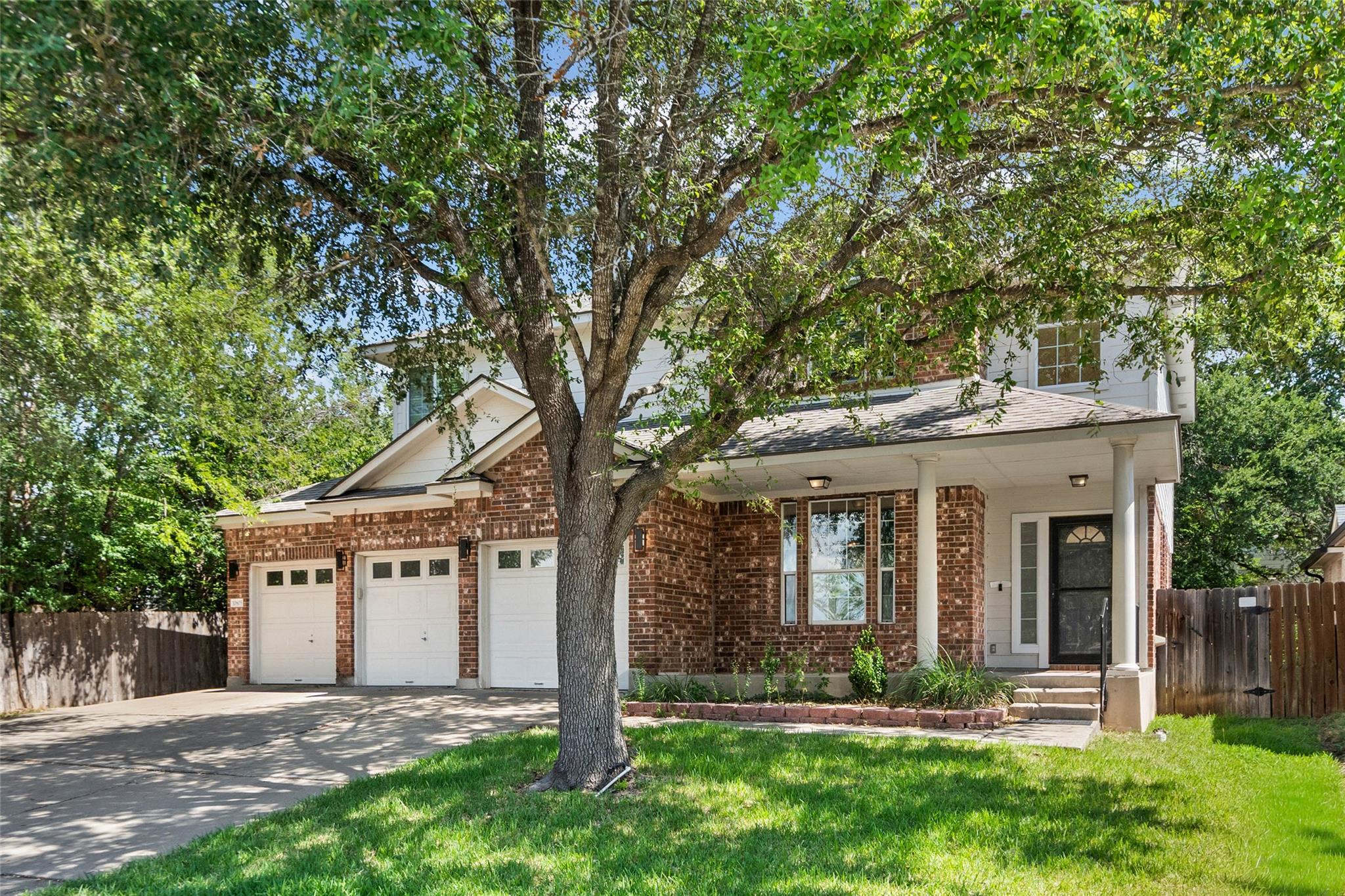 10605 Lindshire LN