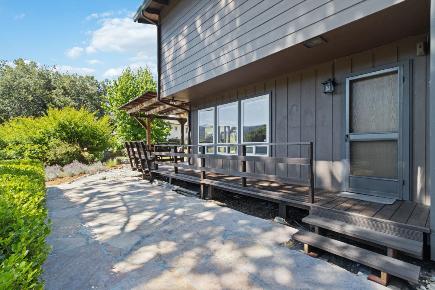 300 Webster DR