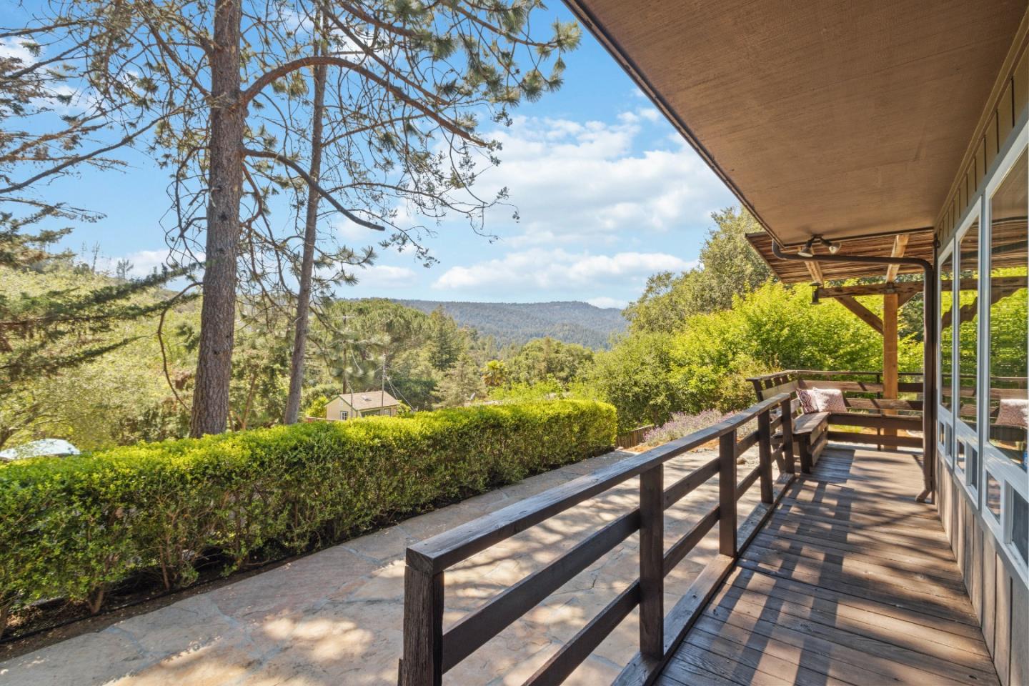 300 Webster DR