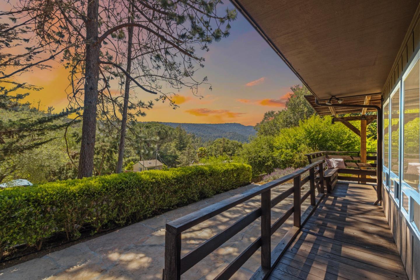 300 Webster DR