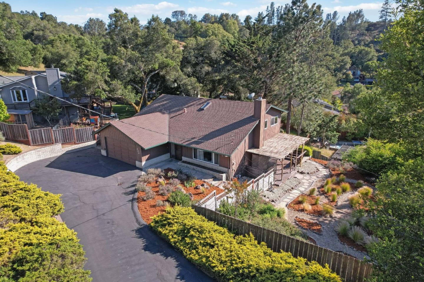 300 Webster DR