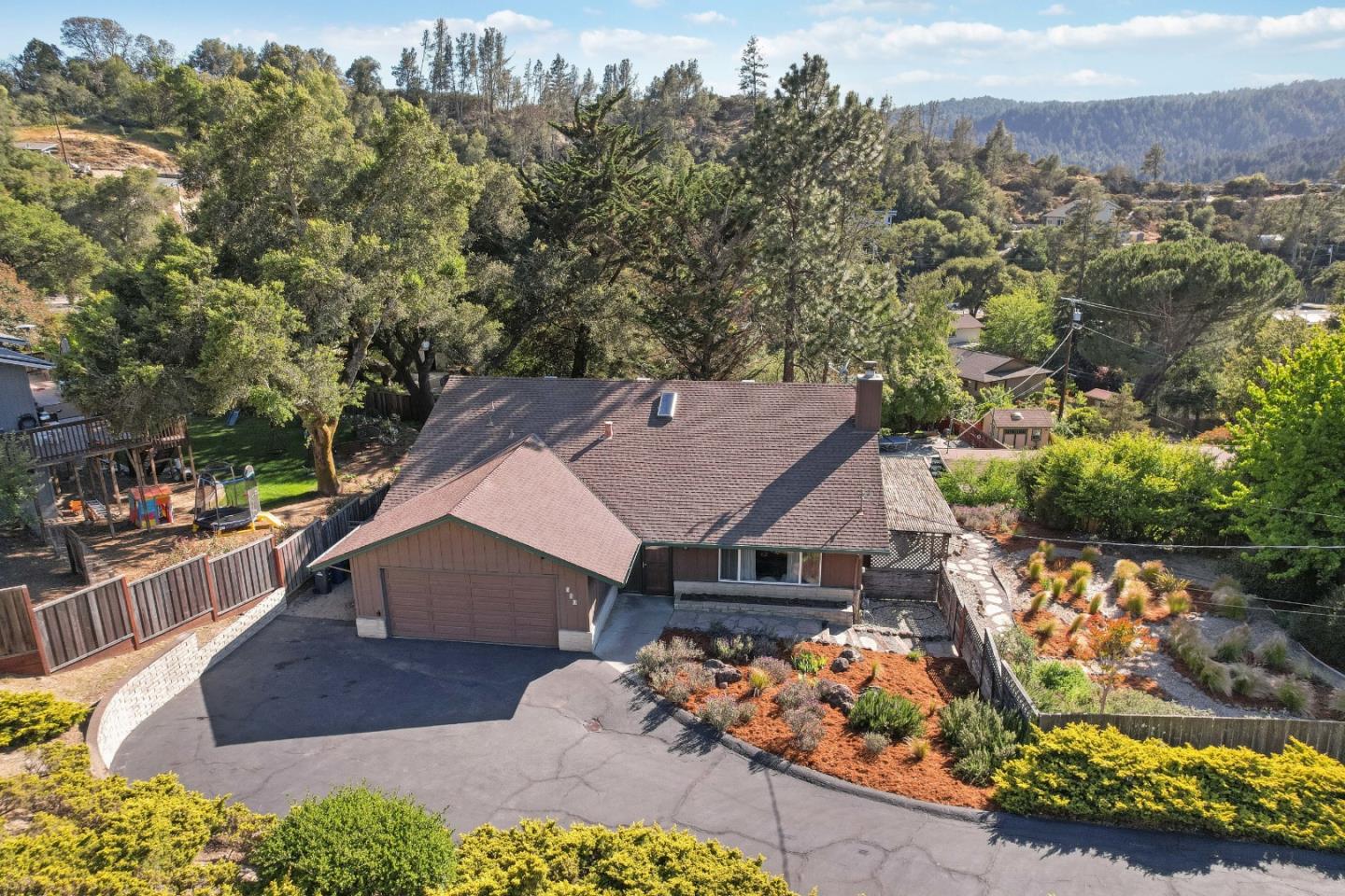 300 Webster DR