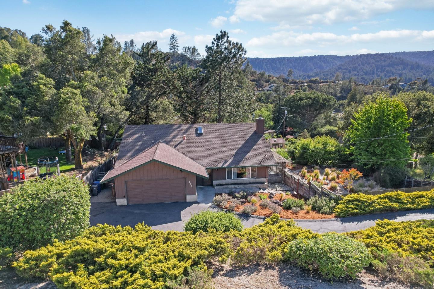 300 Webster DR