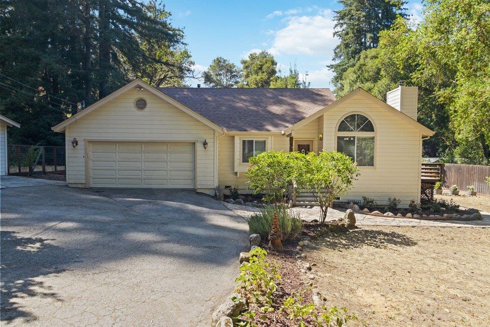 140 Boulder Brook DR