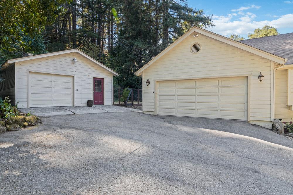 140 Boulder Brook DR