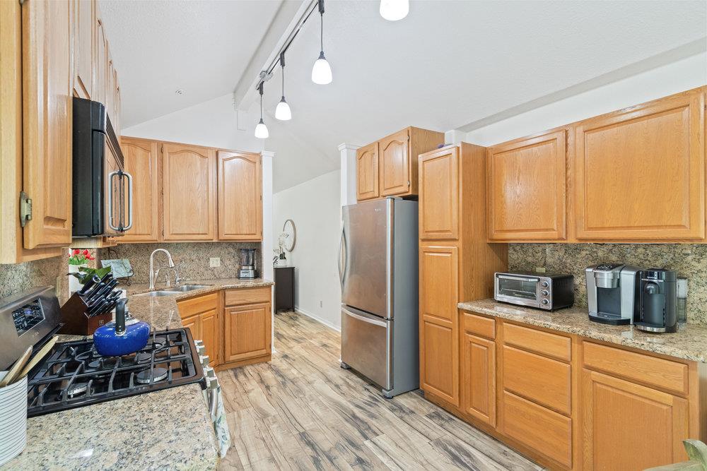 140 Boulder Brook DR