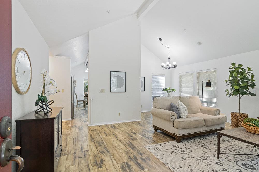 140 Boulder Brook DR