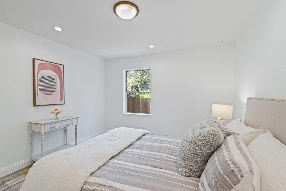 140 Boulder Brook DR