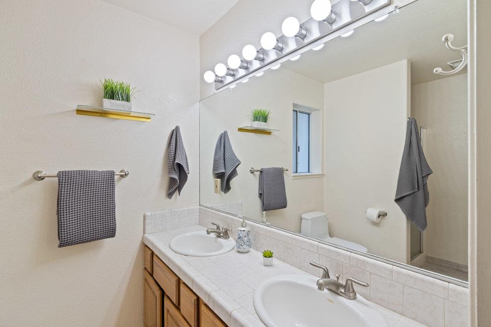 140 Boulder Brook DR