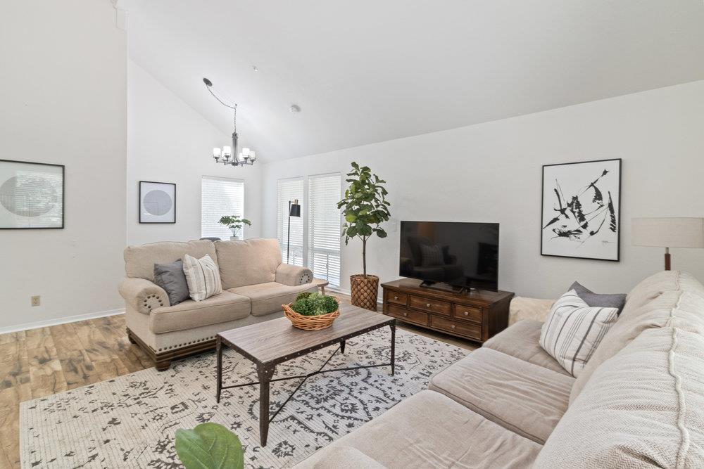 140 Boulder Brook DR