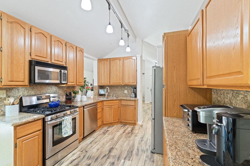 140 Boulder Brook DR