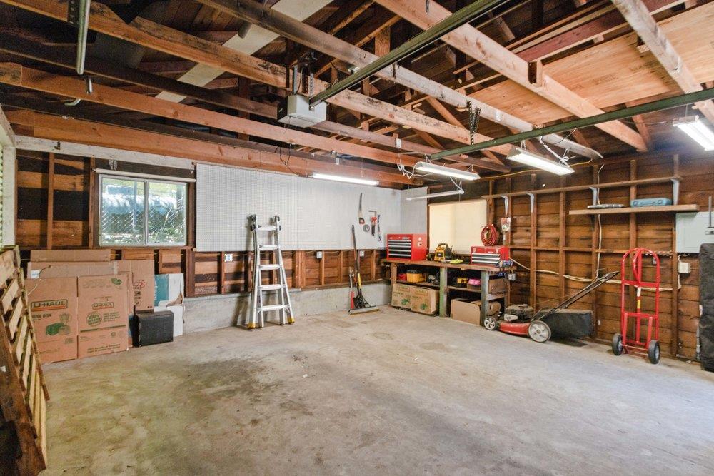 140 Boulder Brook DR