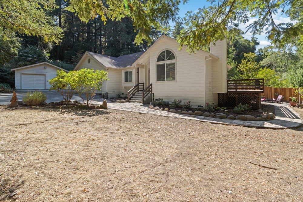 140 Boulder Brook DR