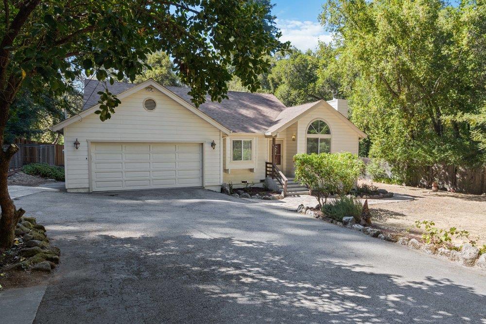 140 Boulder Brook DR