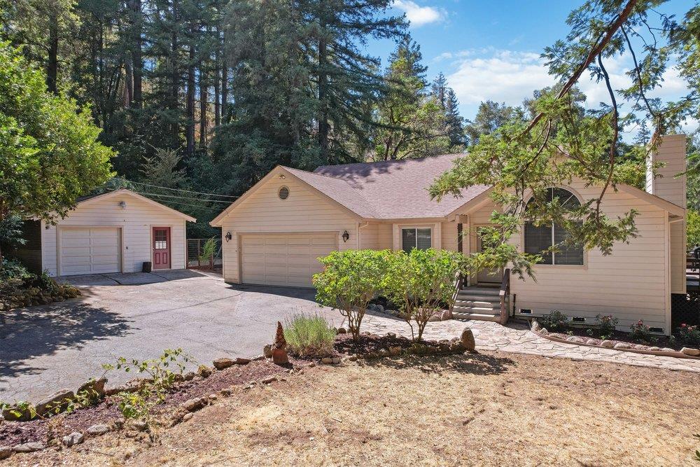 140 Boulder Brook DR