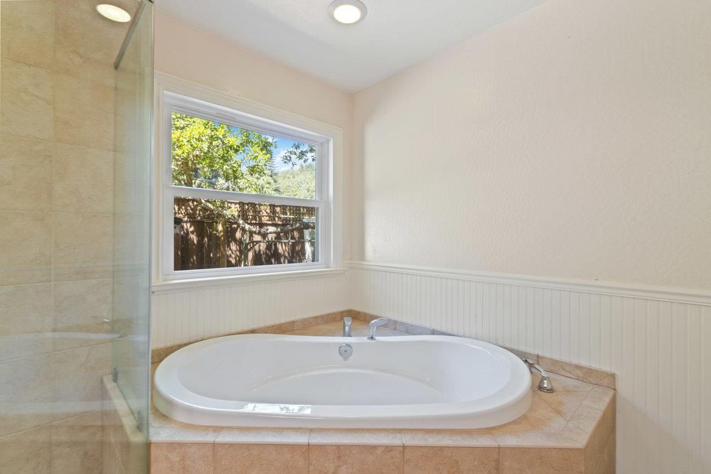 135 Sunnycroft RD