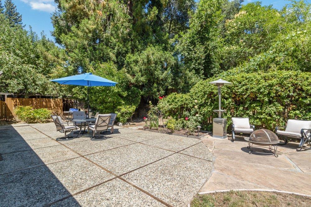 135 Sunnycroft RD