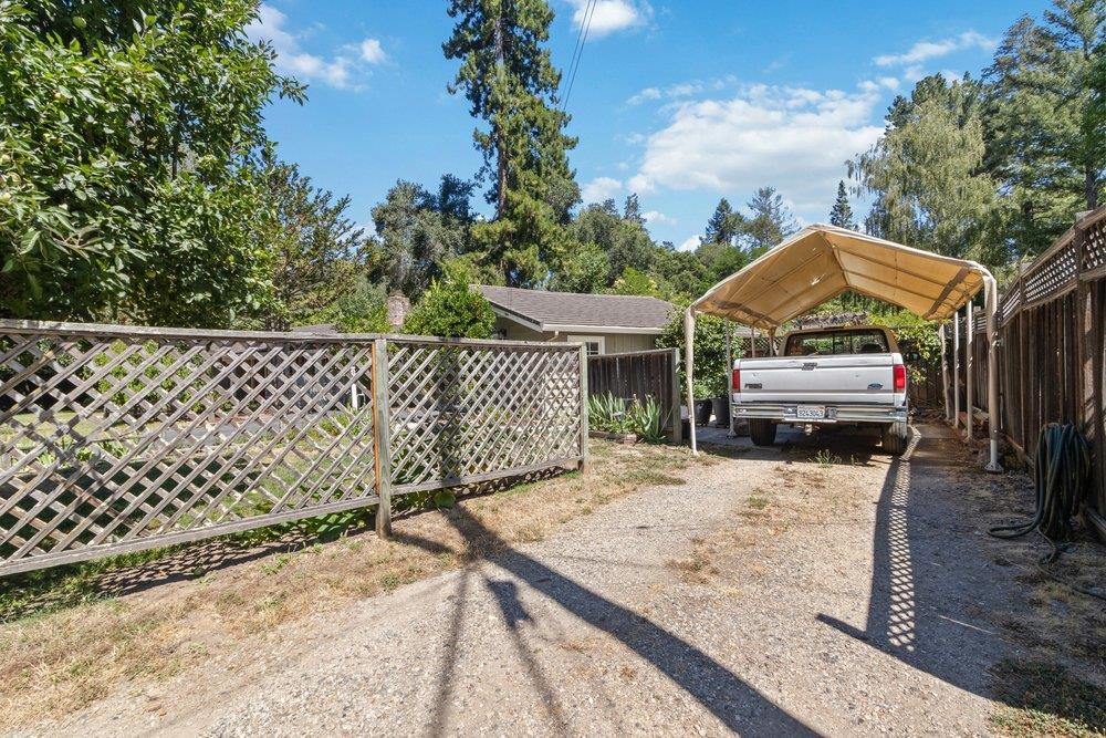 135 Sunnycroft RD