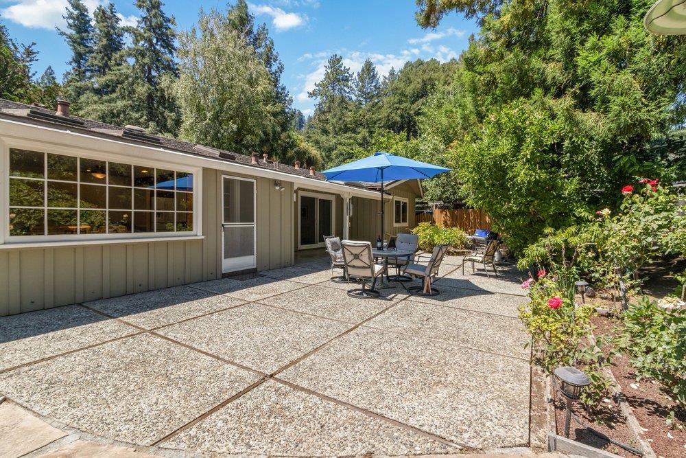 135 Sunnycroft RD