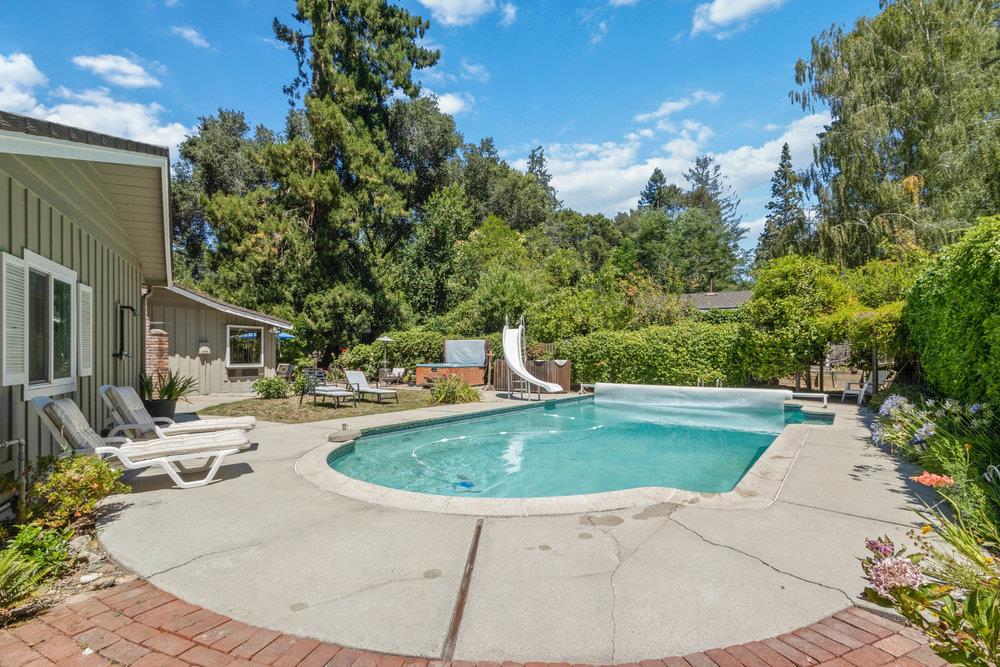 135 Sunnycroft RD