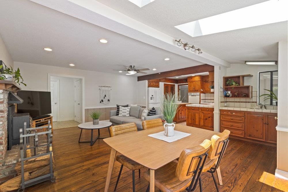 135 Sunnycroft RD