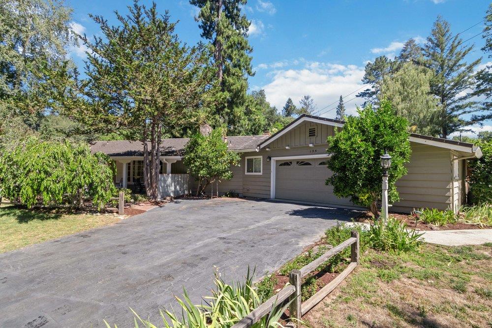 135 Sunnycroft RD