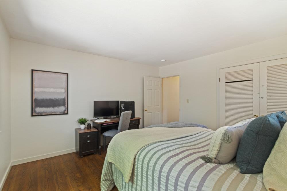 135 Sunnycroft RD
