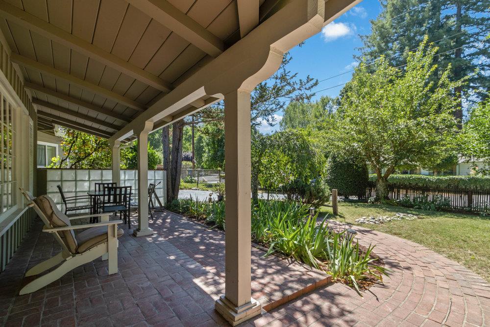 135 Sunnycroft RD