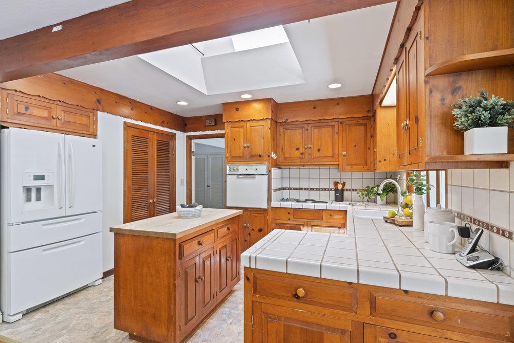 135 Sunnycroft RD