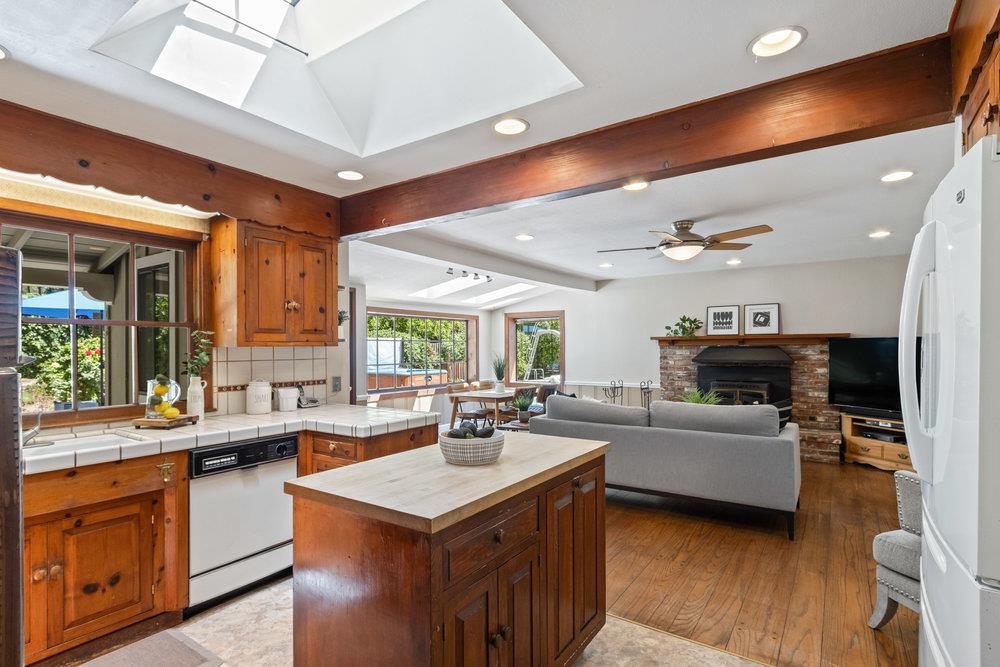 135 Sunnycroft RD