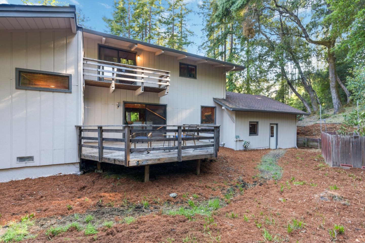 316 W Hilton DR