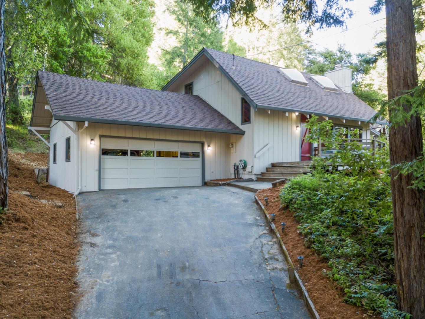 316 W Hilton DR