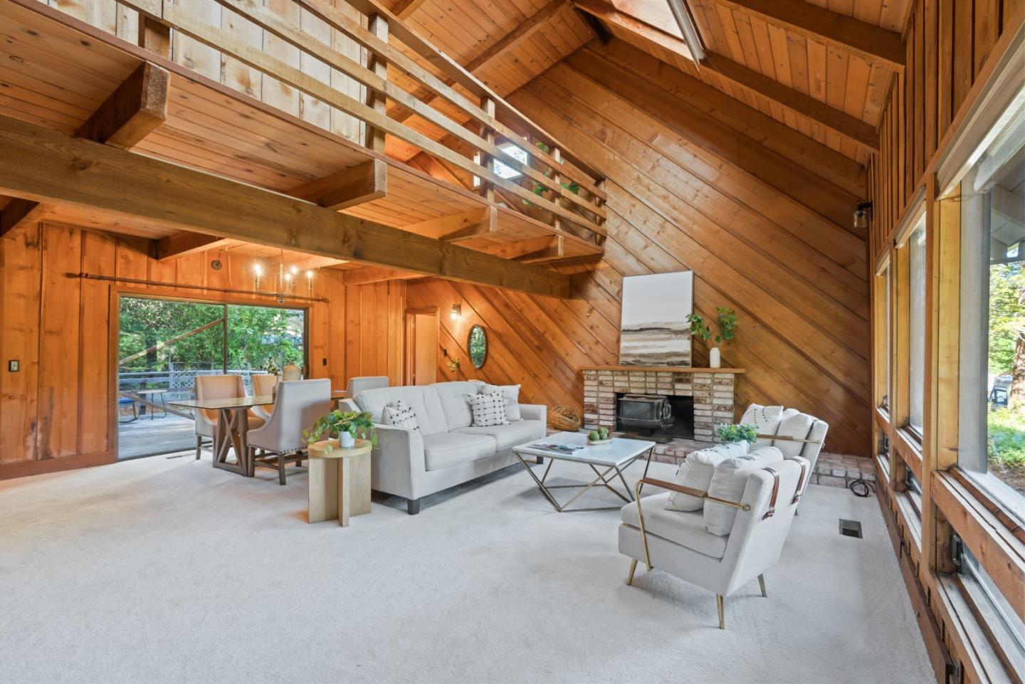 316 W Hilton DR