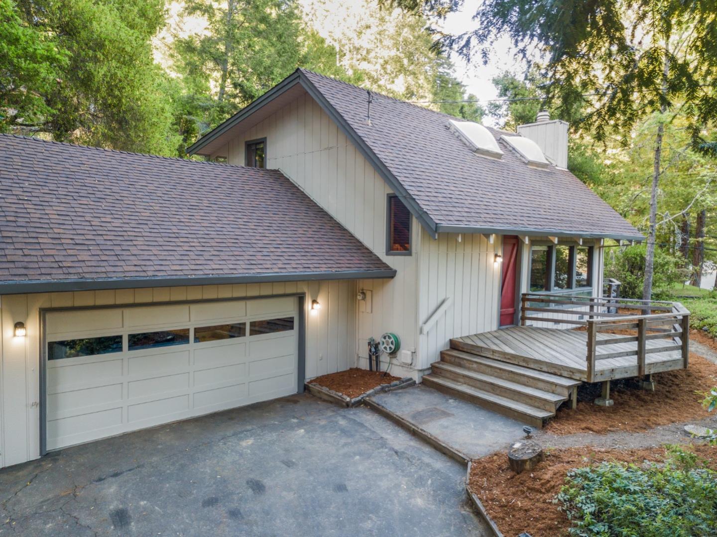 316 W Hilton DR