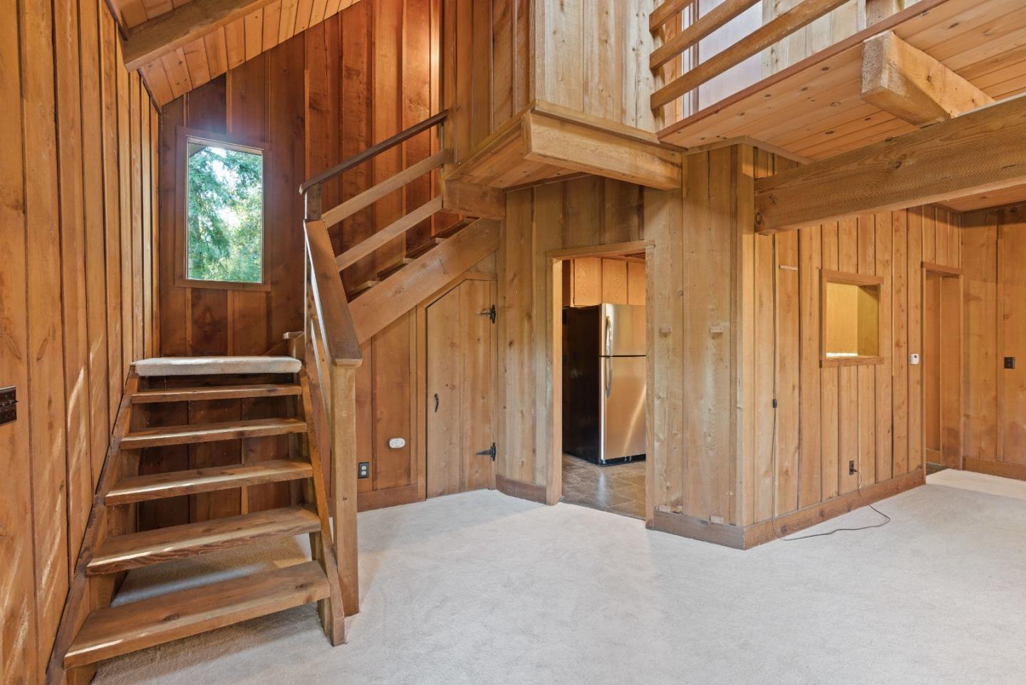 316 W Hilton DR