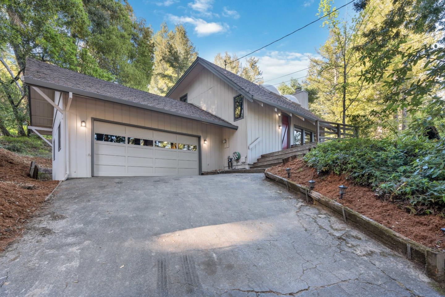 316 W Hilton DR