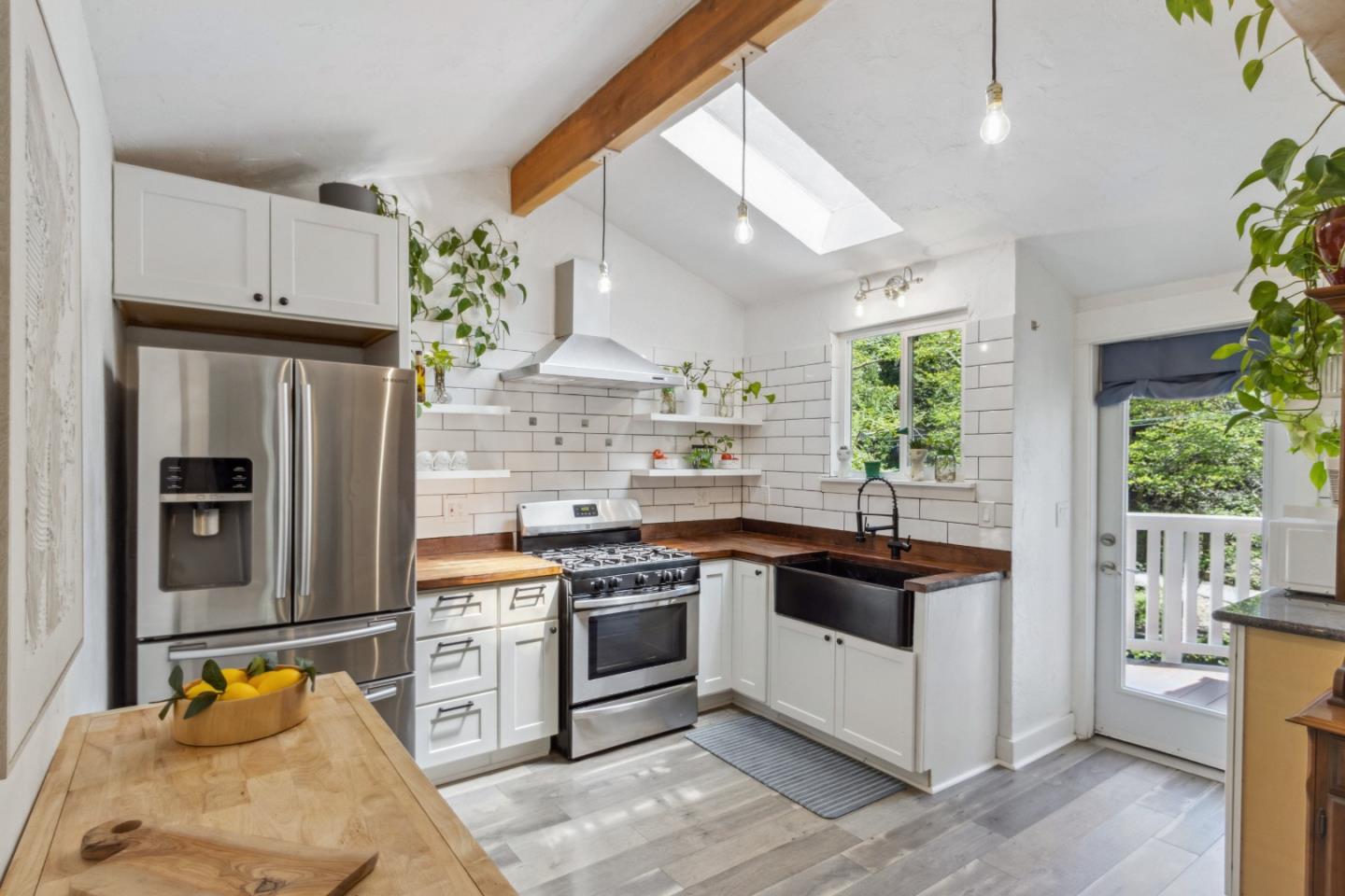 155 West DR