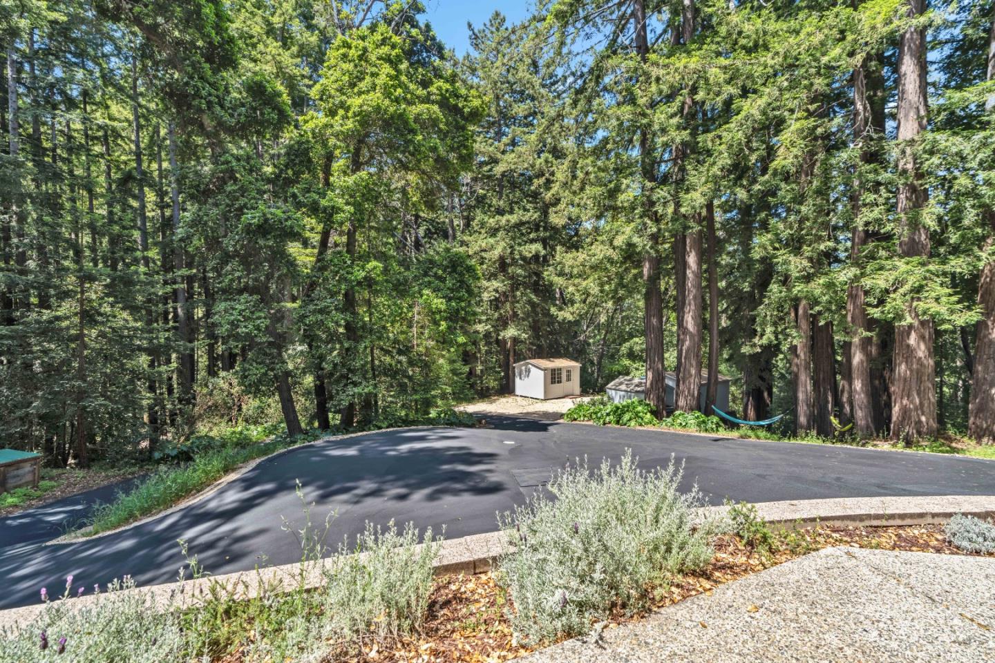 131 Valdez RD