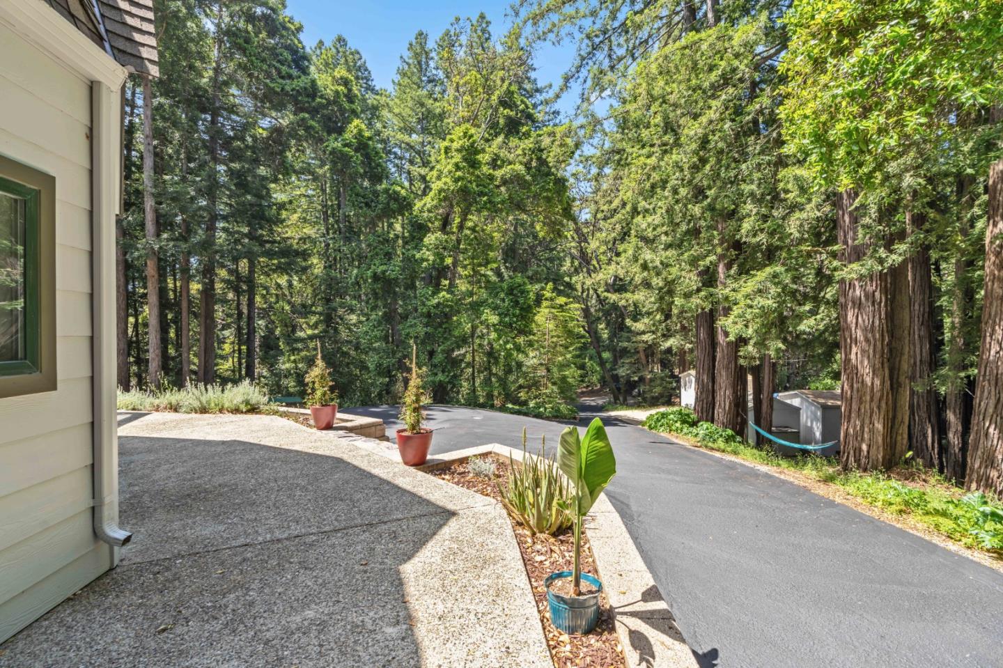 131 Valdez RD