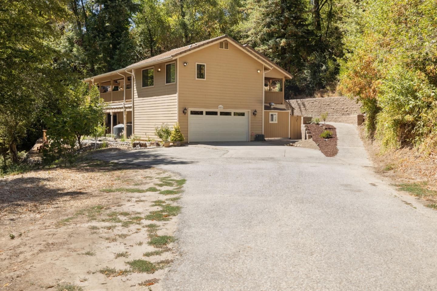 15456 Bear Creek RD