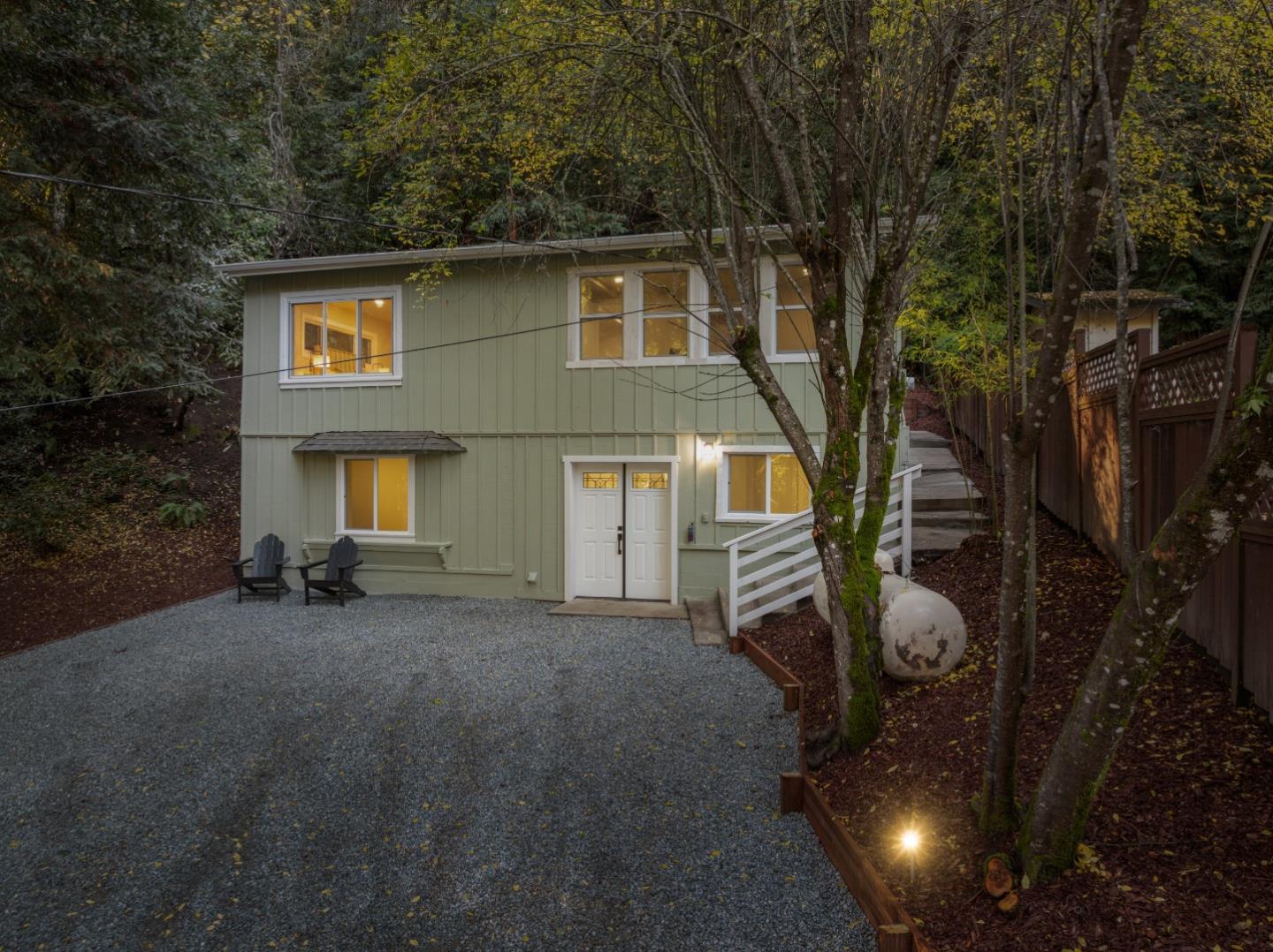 1603 Lockhart Gulch RD