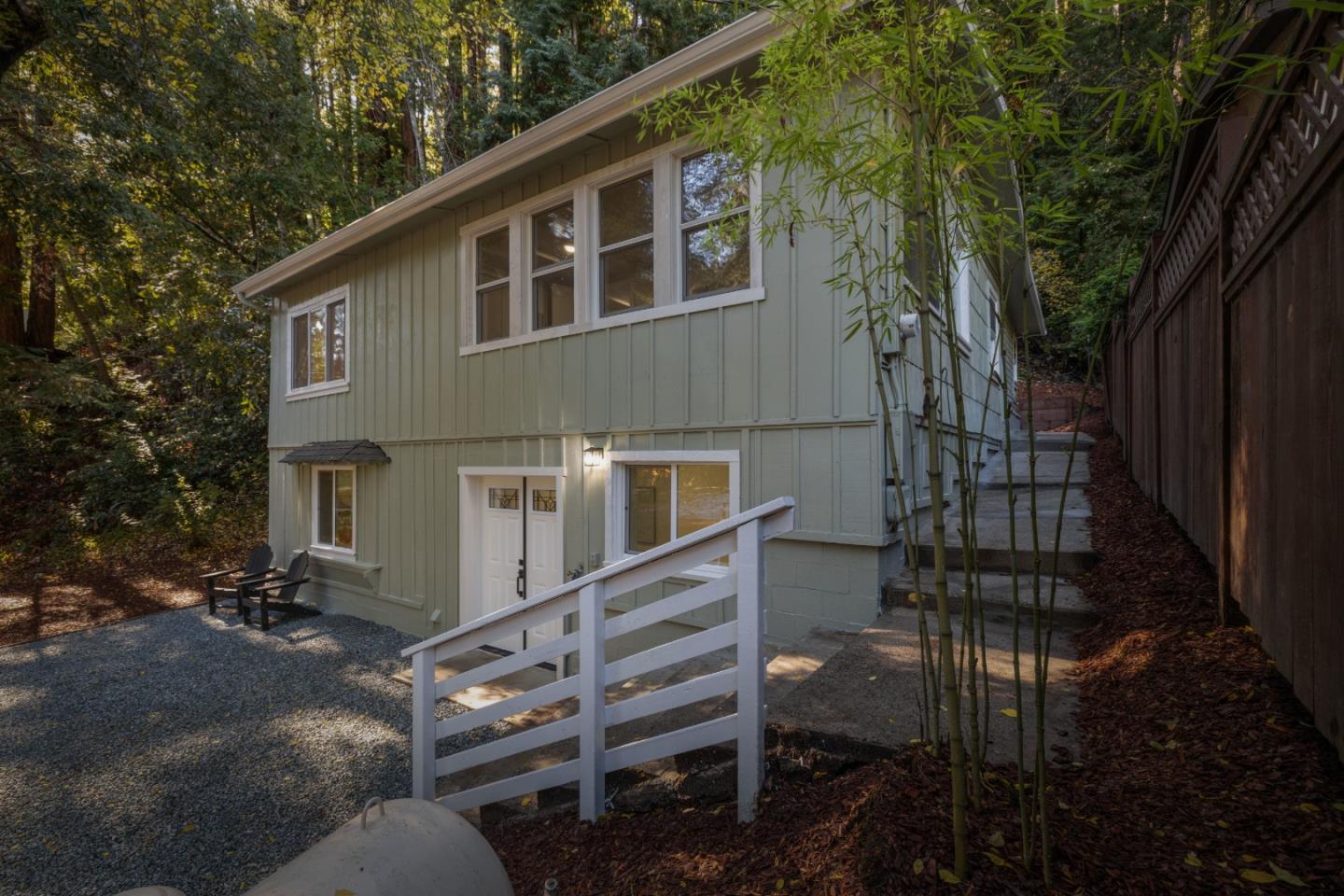 1603 Lockhart Gulch RD